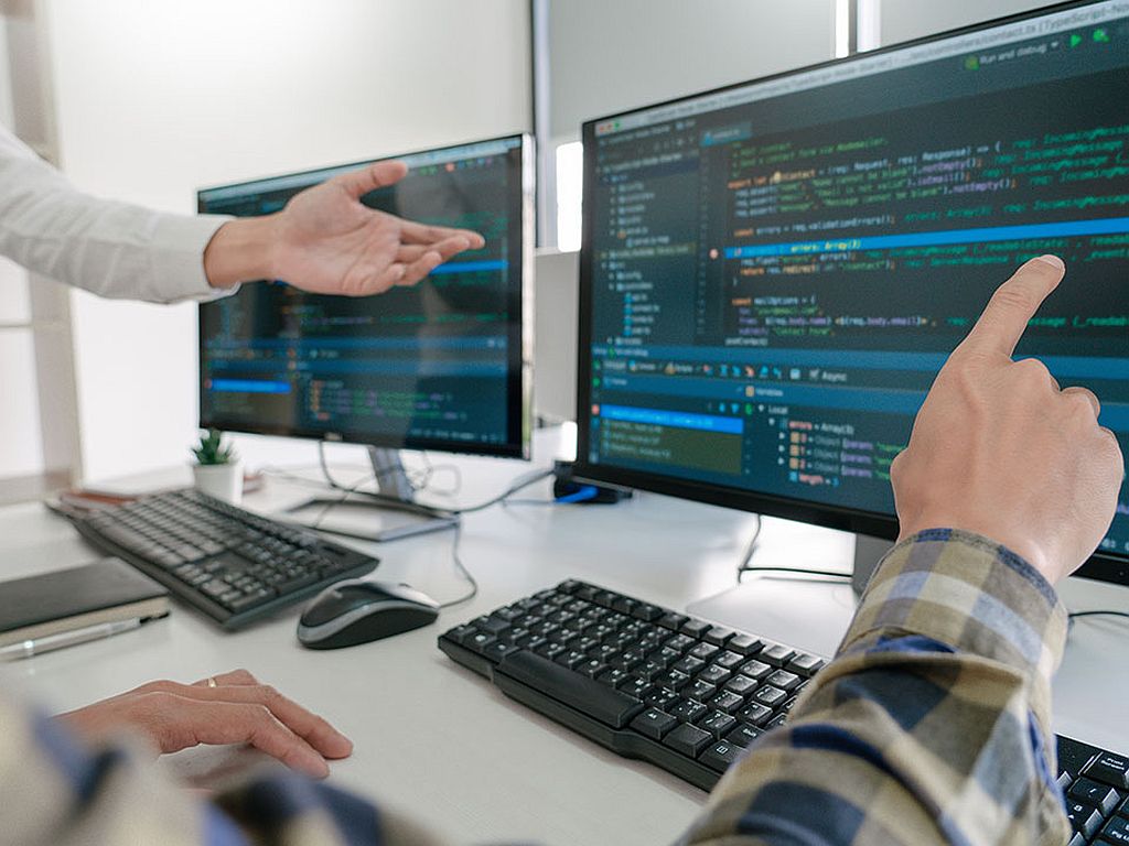 Web Development Dubai services with scalable responsive websites by Innovix99